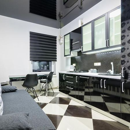 Apartments Alfa Tsekhova 1 Львов Экстерьер фото