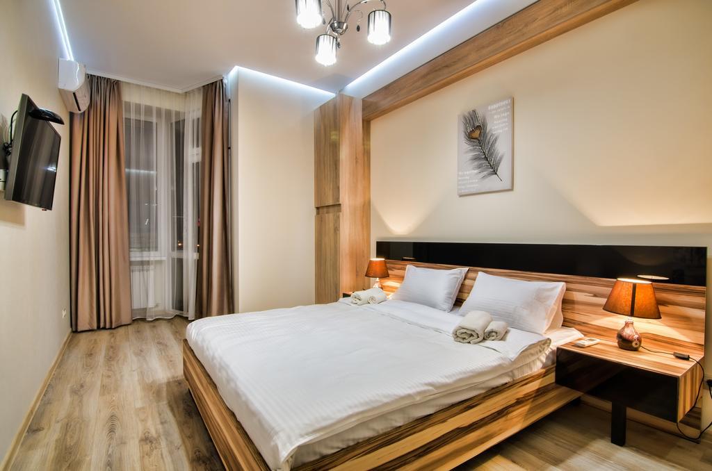 Apartments Alfa Tsekhova 1 Львов Экстерьер фото