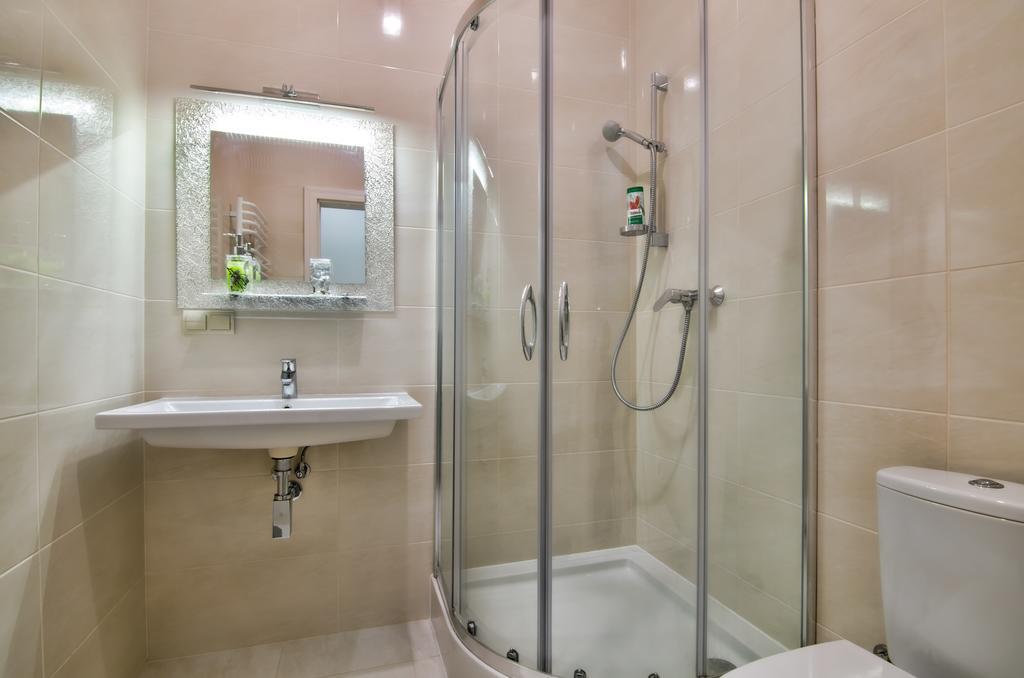 Apartments Alfa Tsekhova 1 Львов Экстерьер фото