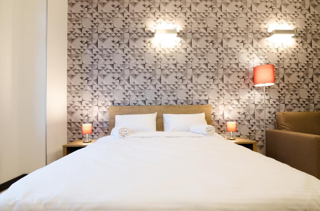 Apartments Alfa Tsekhova 1 Львов Экстерьер фото
