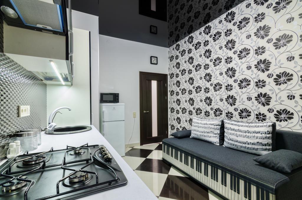 Apartments Alfa Tsekhova 1 Львов Экстерьер фото